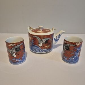 Elegant Crane Design Tea Set - Red and Blue